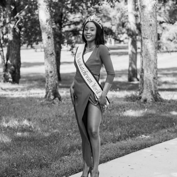 Meet your Posher, Shalom - Picture 1 of 1